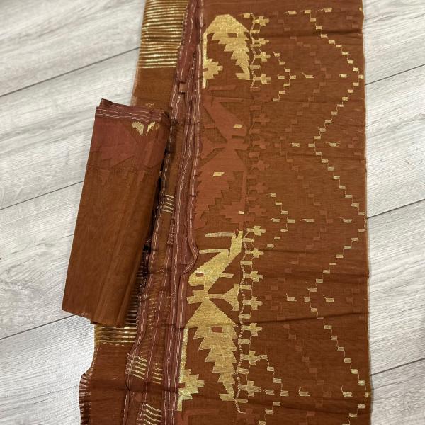Dhakai Jamdani Elegant Copper Brown Saree with Blouse Piece